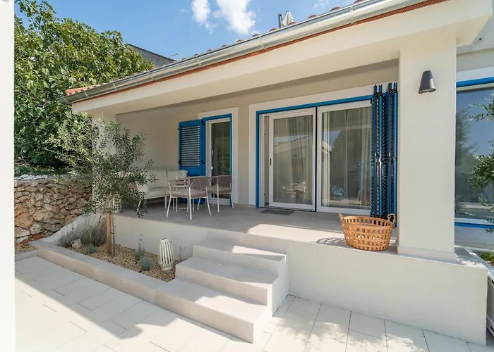 Ana Nyaraló Ždrelac